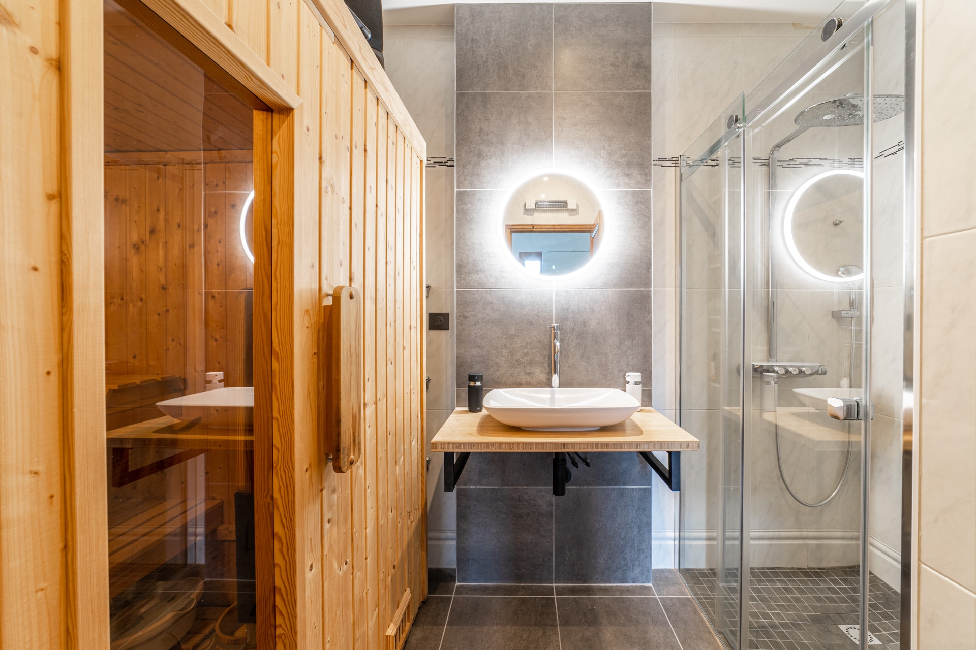 Rénovation de 2 salles de bain moderne